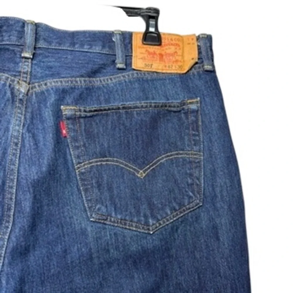 Levis excellent pre